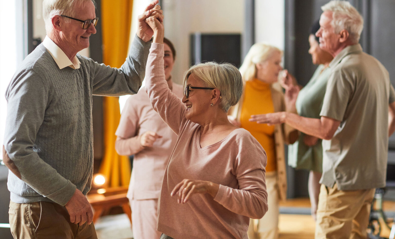 senior people dancing